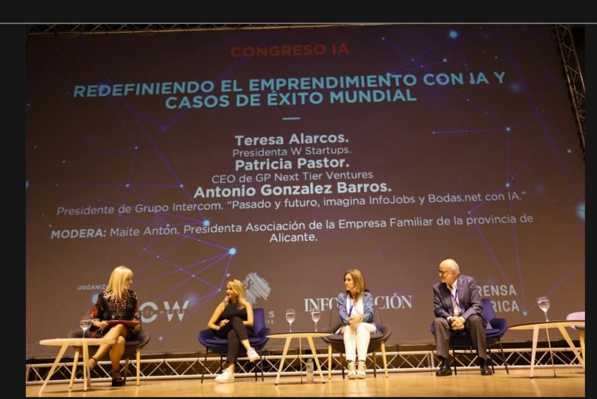 Patricia Pastor participates in the II Forum on Artificial Intelligence in Alicante